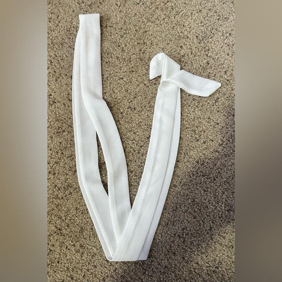 Holy Communion Dress & Veil 🕊️ - Picture 7 of 7